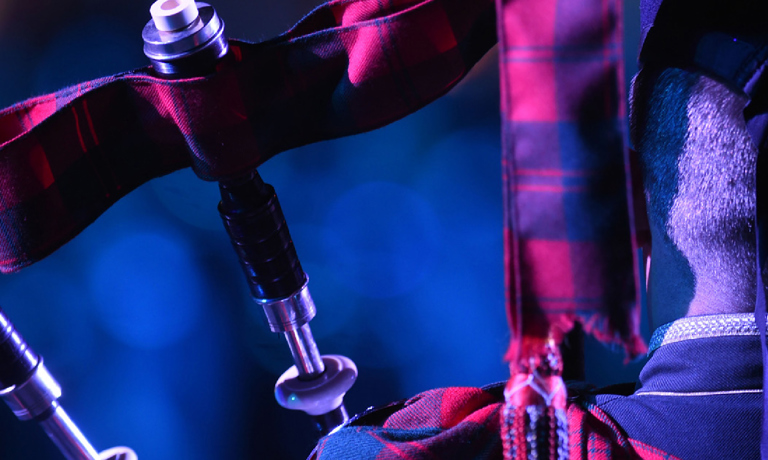 Bagpipes up close